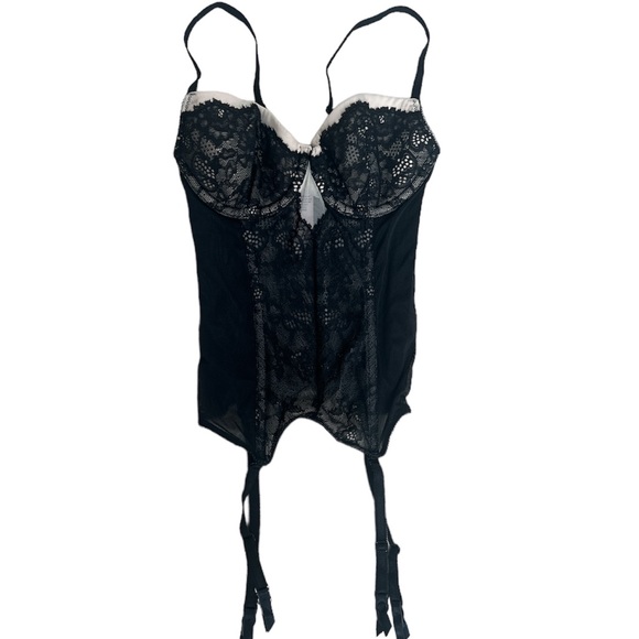 Victoria Secret Lingerie Top - Picture 1 of 7